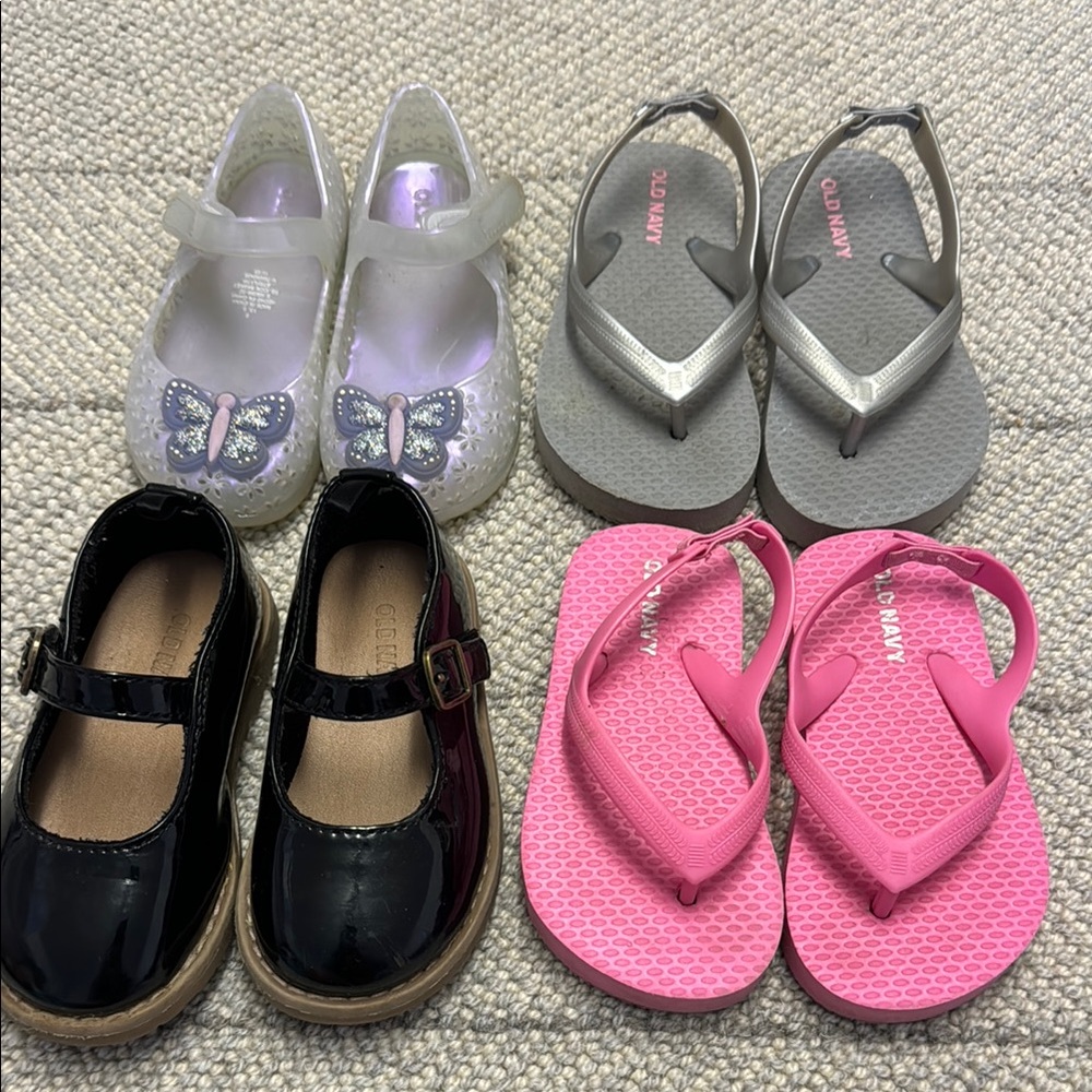 Old Navy Girls Sandals and Shoes bundle - Pink, Silver, Black all size 6 toddler